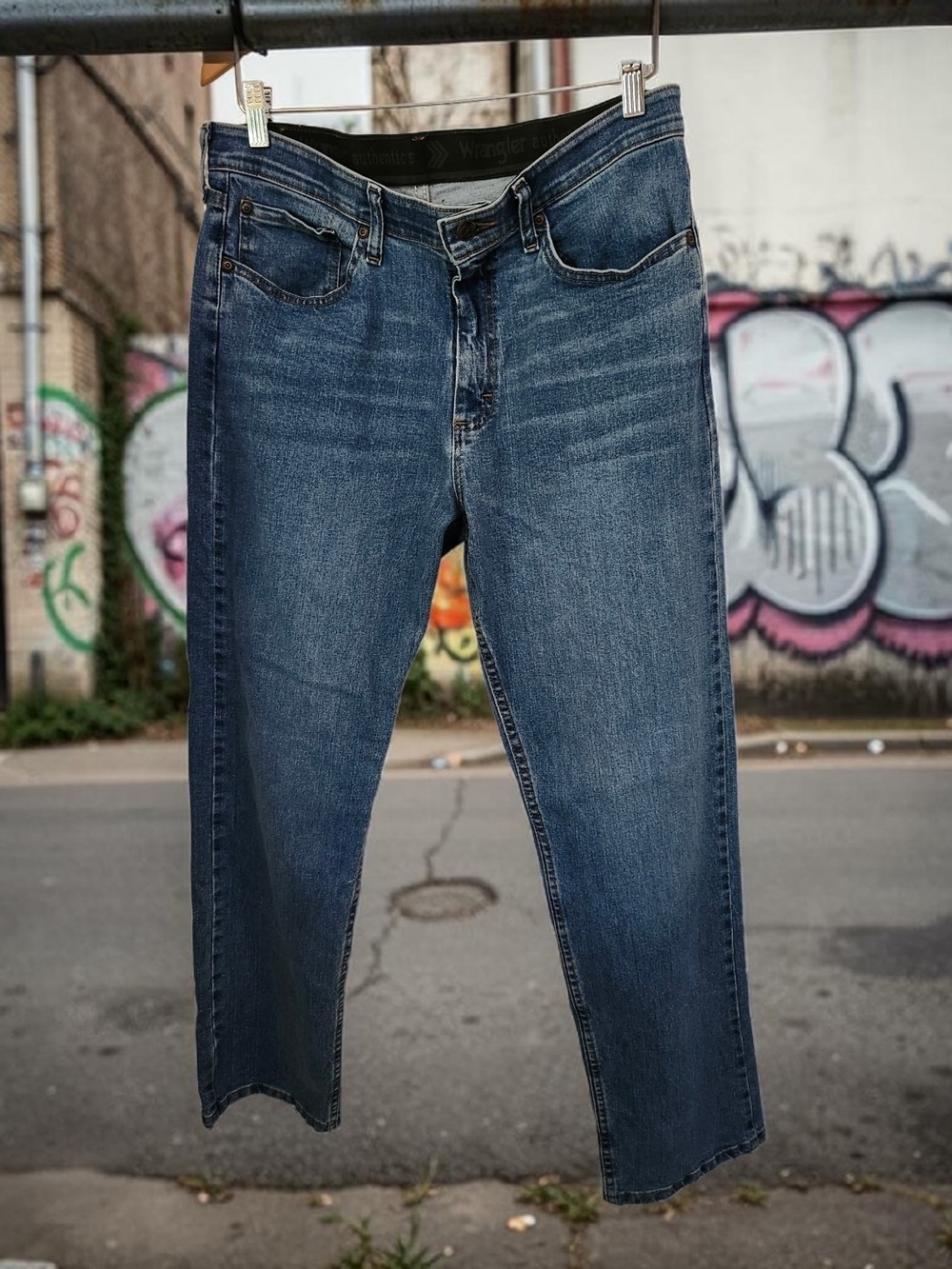 Men's Wrangler Classic Blue Denim Jeans 32X32